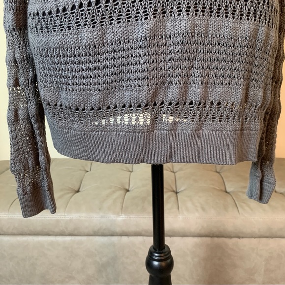 Grey sweater - Picture 6 of 10